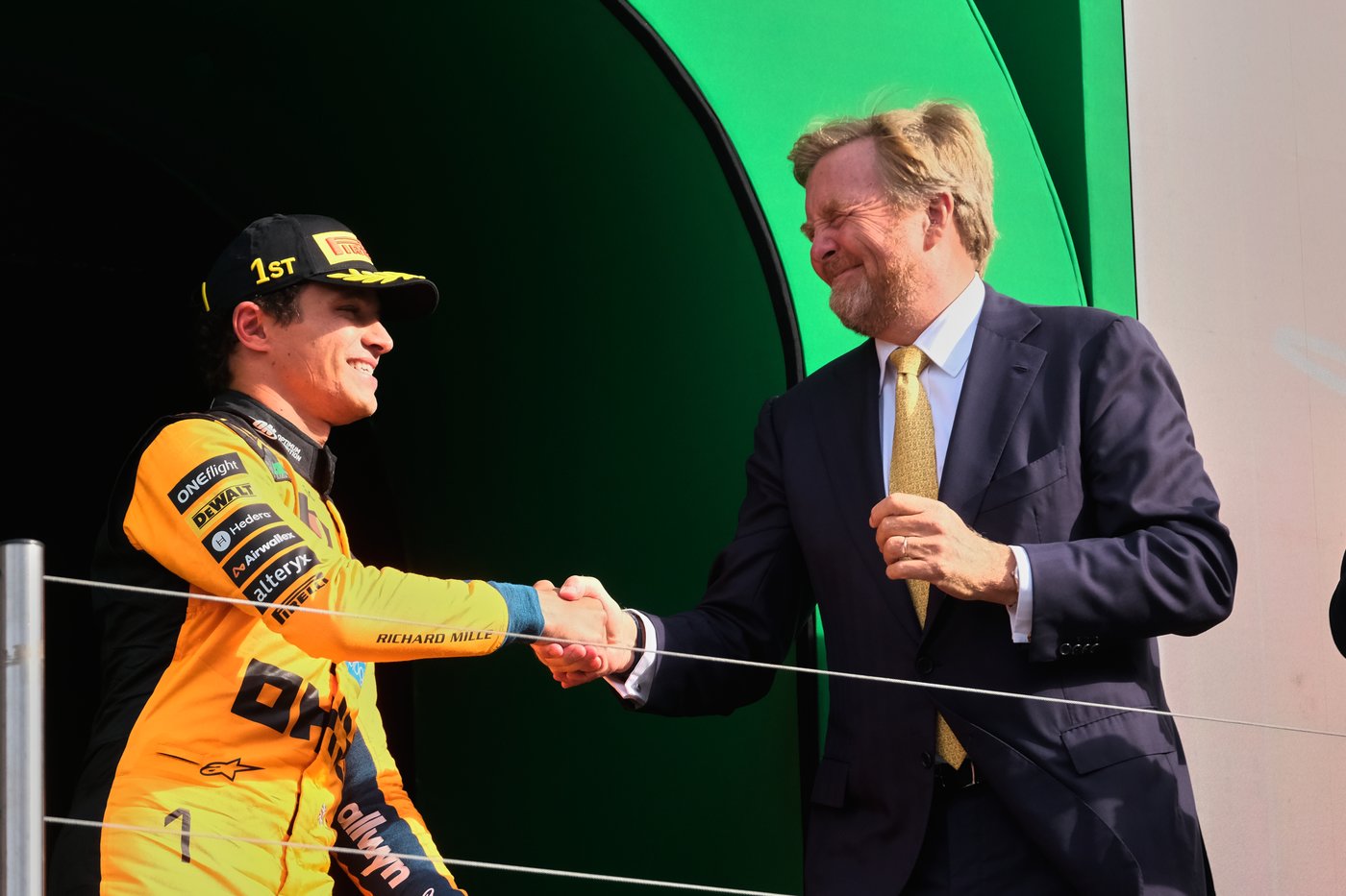 Lando Norris wins F1's Dutch Grand Prix after a daring pass on Kimi Antonelli | iNFOnews.ca