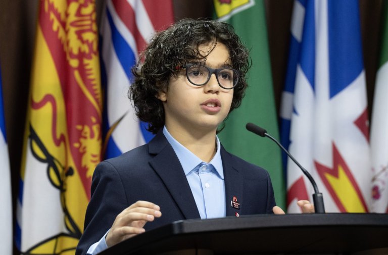 Child advocates urge government to bring back online harms legislation | iNFOnews.ca