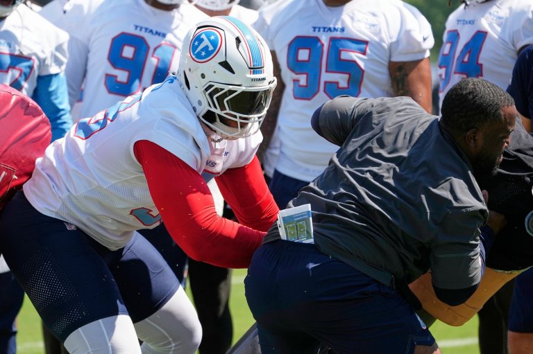 Titans' new-look defensive front eager to 'get pads on' in Robert Saleh's fast defense | iNFOnews.ca