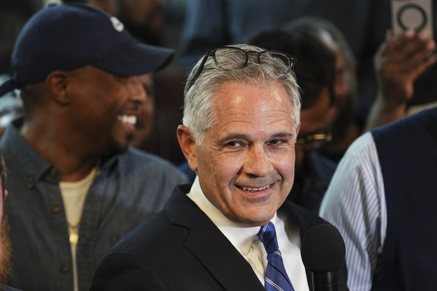 Larry Krasner wins Philadelphia’s Democratic primary for a third term as district attorney | iNFOnews.ca