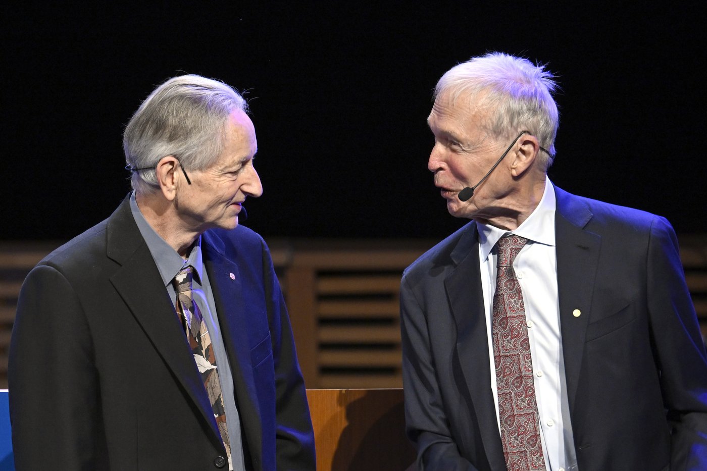 Understanding the science behind Hinton and Hopfield's Nobel Prize in physics | iNFOnews.ca