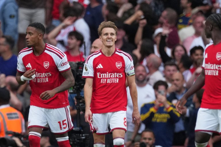 Arsenal rallies to 2-1 win against Chelsea and Man United drops more points in the Premier League | iNFOnews.ca