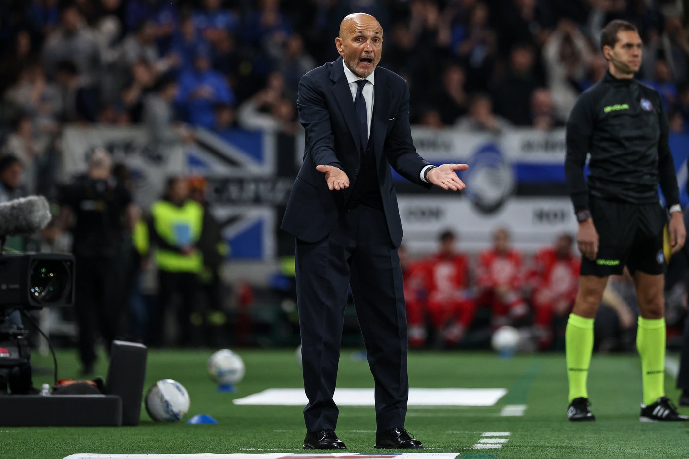 AC Milan booed off after shock home loss to Udinese and Juventus closes the gap | iNFOnews.ca AC Milan booed off after shock home loss to Udinese and Juventus closes the gap | iNFOnews.ca