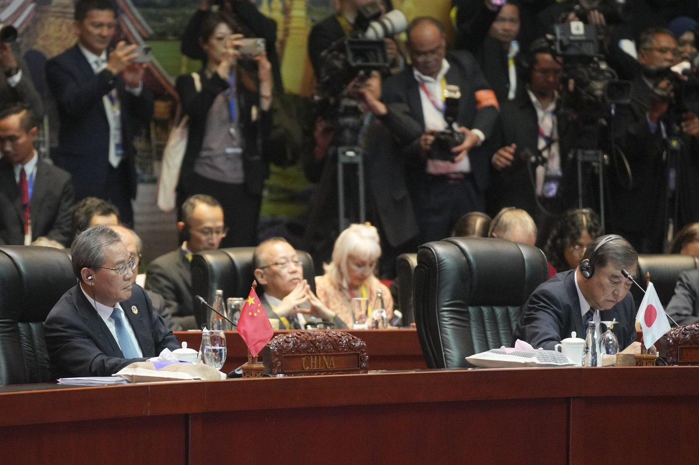 Blinken tells ASEAN the US is worried about China's 'dangerous' actions in disputed sea | iNFOnews.ca