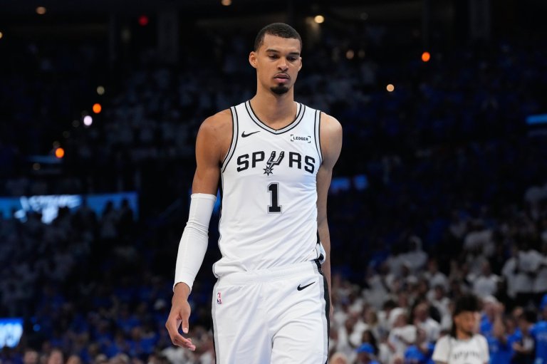 Wembanyama disappointed after Spurs fall to Thunder, despite another brilliant stat line | iNFOnews.ca