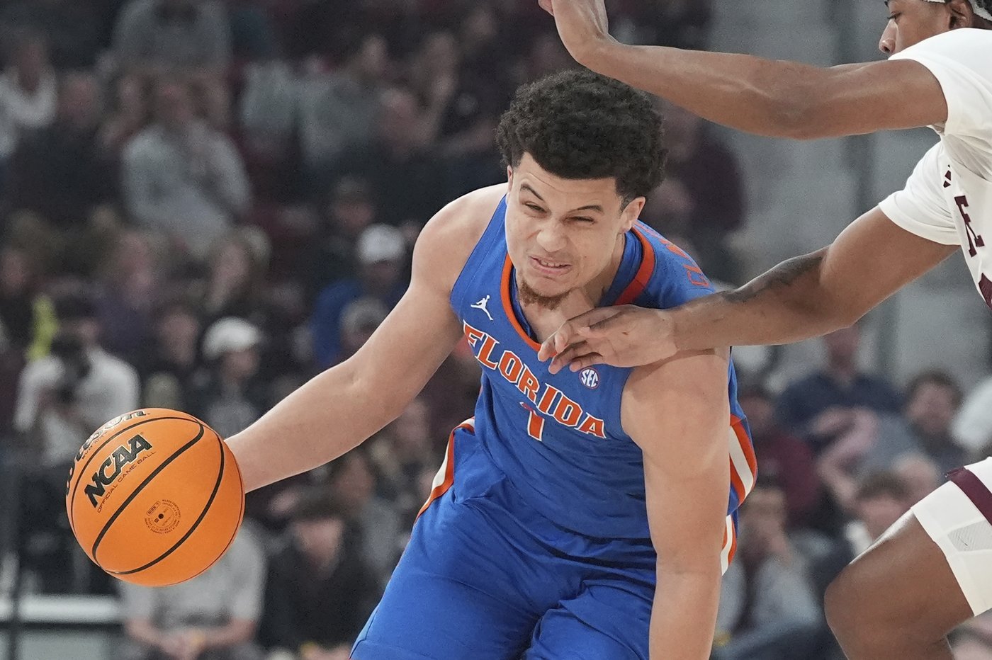 Denzel Aberdeen scores 20, leading No. 3 Florida over No. 22 Mississippi State 81-68 | iNFOnews.ca Denzel Aberdeen scores 20, leading No. 3 Florida over No. 22 Mississippi State 81-68 | iNFOnews.ca