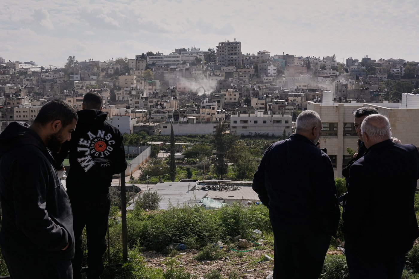 Palestinians watch as Israeli bulldozers claw down their West Bank homes | iNFOnews.ca