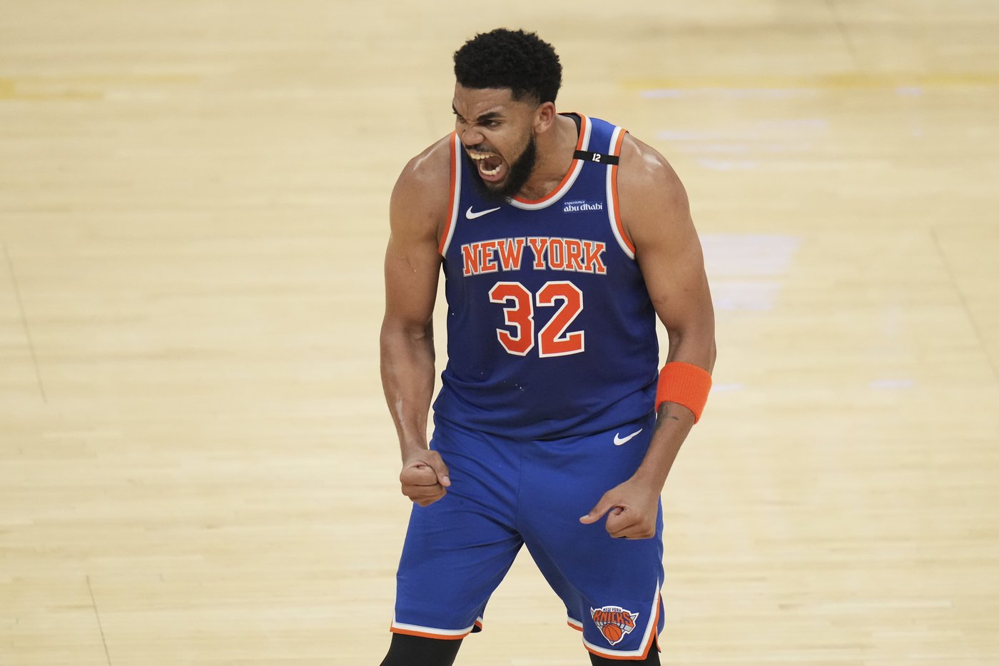 Knicks charge back from 20 points down, beat Pacers 106-100 to cut series deficit to 2-1 | iNFOnews.ca Knicks charge back from 20 points down, beat Pacers 106-100 to cut series deficit to 2-1 | iNFOnews.ca