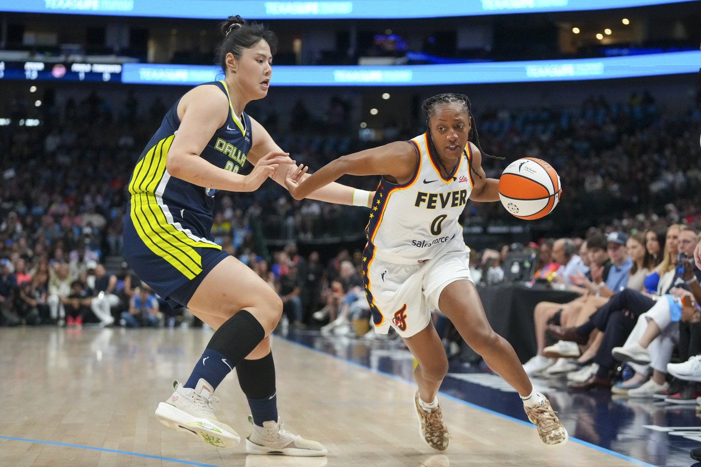 Mitchell scores 23, Boston and Howard have double-doubles as Fever beat Wings 88-78 | iNFOnews.ca Mitchell scores 23, Boston and Howard have double-doubles as Fever beat Wings 88-78 | iNFOnews.ca