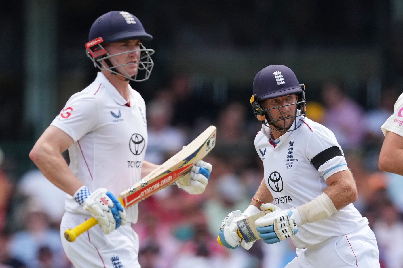 Root and Brook guide England to 211-3 before bad light stops play in final Ashes test | iNFOnews.ca Root and Brook guide England to 211-3 before bad light stops play in final Ashes test | iNFOnews.ca