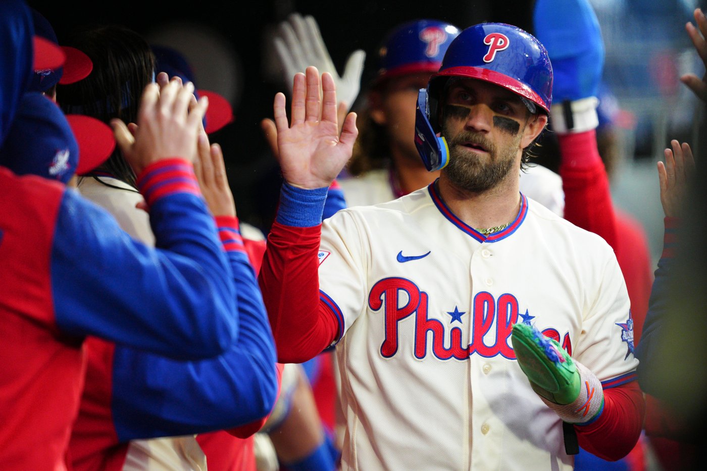 Bryce Harper bristles at blowback from toothbrushing technique. Just a squeeze, from tube to tongue | iNFOnews.ca