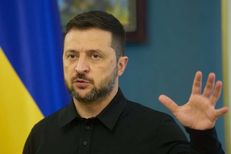 Ukraine nuclear plant enters fifth day on emergency power as Zelenskyy announces $90B arms deal | iNFOnews.ca