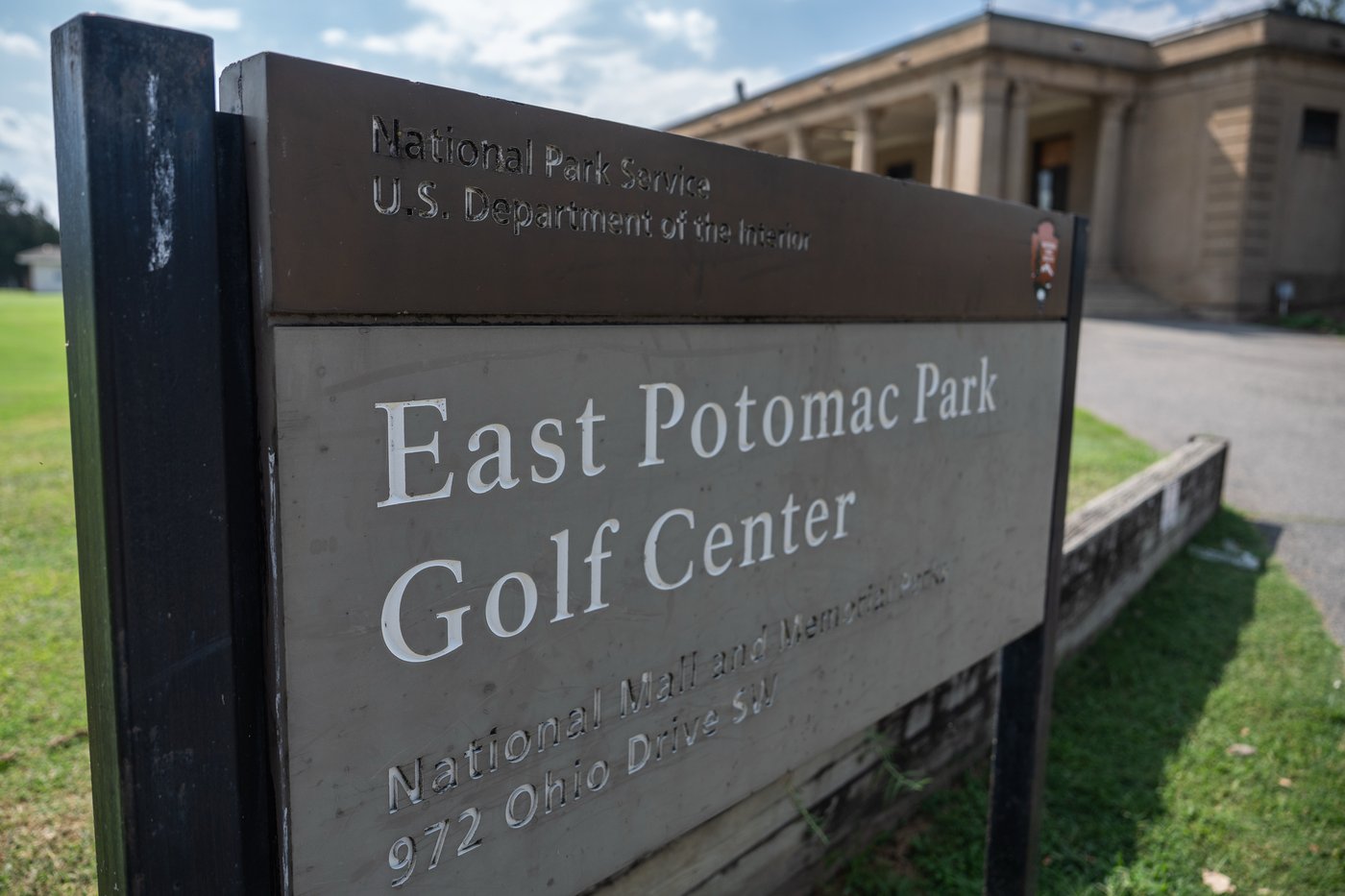 Park Service quietly awards contracts to work on Trump’s takeover of East Potomac golf course | iNFOnews.ca