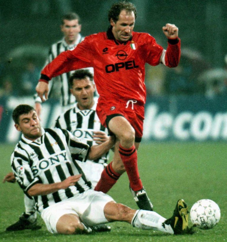 Former AC Milan defender Franco Baresi dies at 66 | iNFOnews.ca