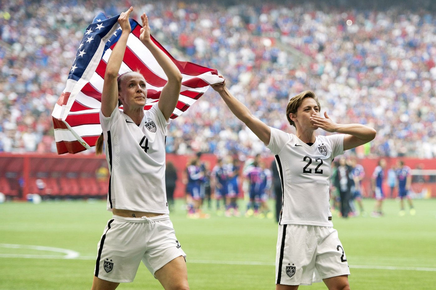 US defender Becky Sauerbrunn retires from professional soccer after a 16-year international career | iNFOnews.ca