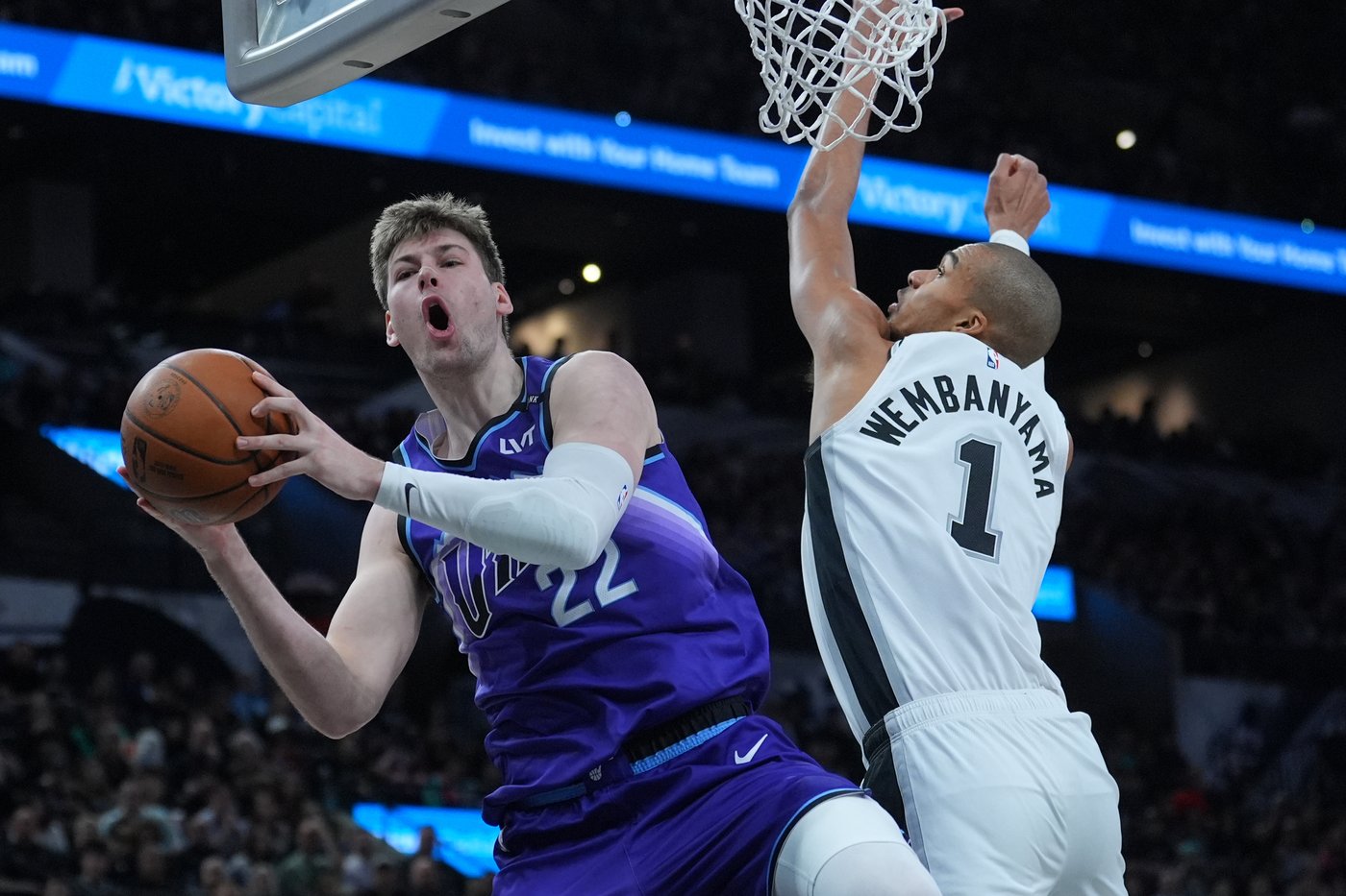 Wembanyama scores 33 points in 123-110 win over Jazz after being named All-Star starter | iNFOnews.ca Wembanyama scores 33 points in 123-110 win over Jazz after being named All-Star starter | iNFOnews.ca