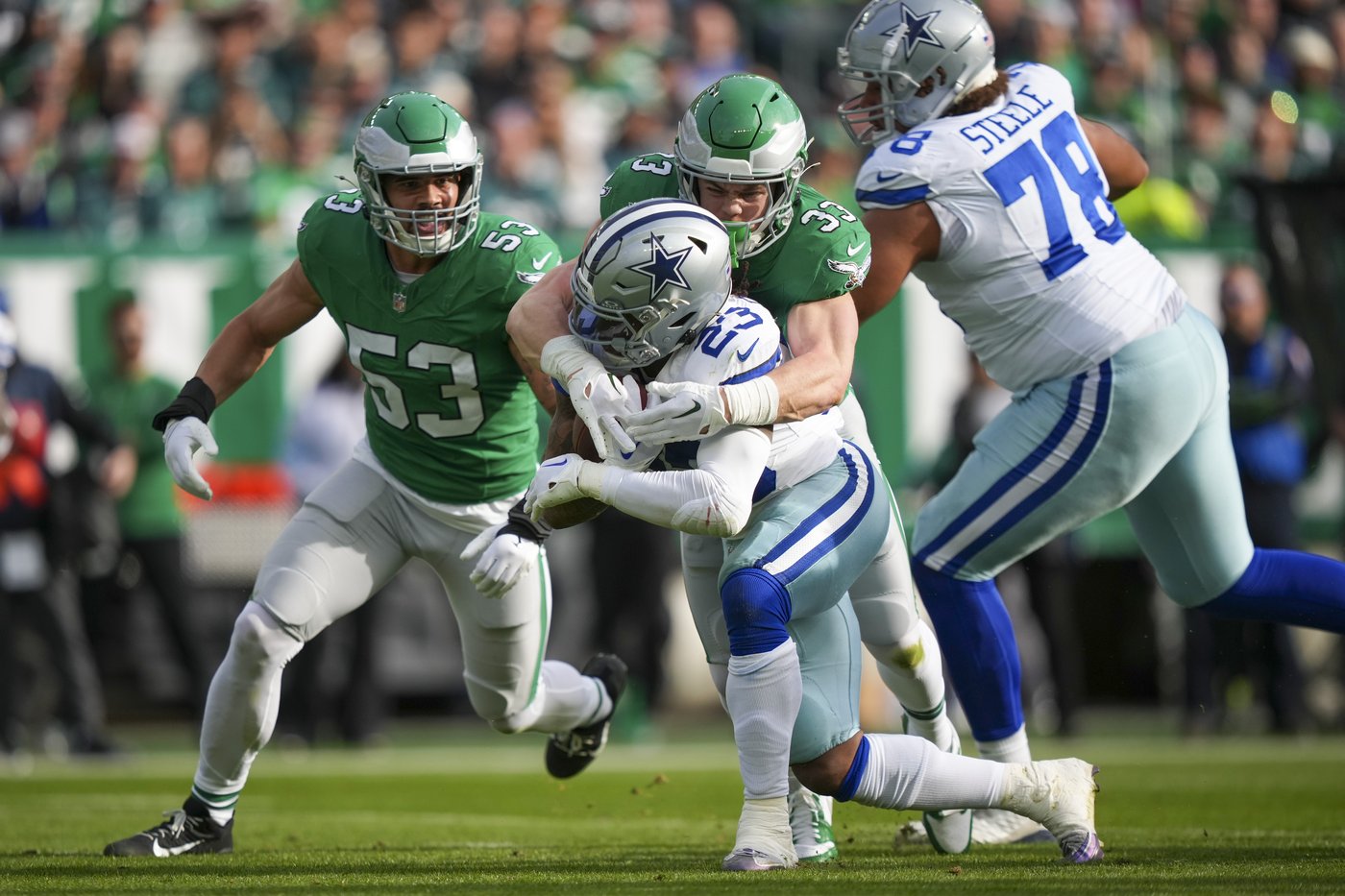 Cowboys roughed up by Eagles and Jerry Jones catches grief from Philly fans | iNFOnews.ca