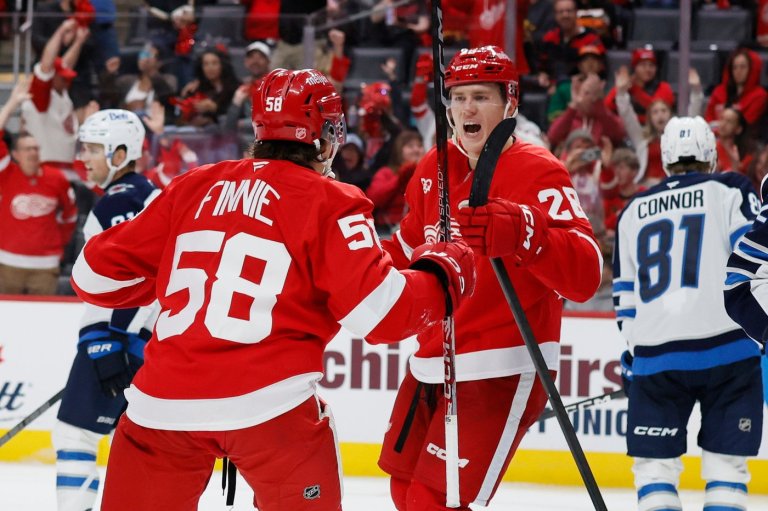 Kyle Connor has hand in all 3 goals in narrow win over Red Wings | iNFOnews.ca