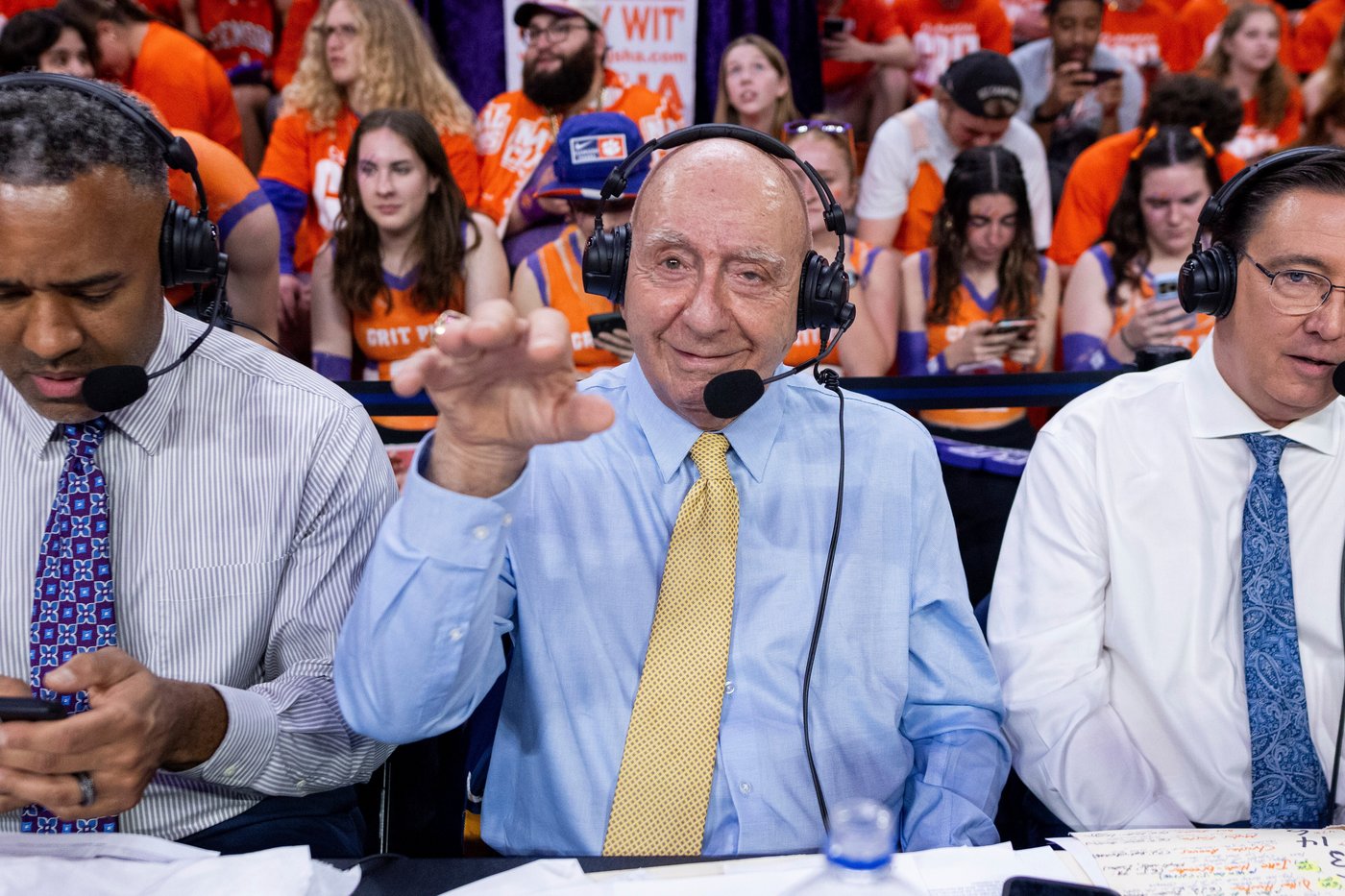 ESPN icon Dick Vitale is back for start of another college basketball season after cancer fight | iNFOnews.ca ESPN icon Dick Vitale is back for start of another college basketball season after cancer fight | iNFOnews.ca