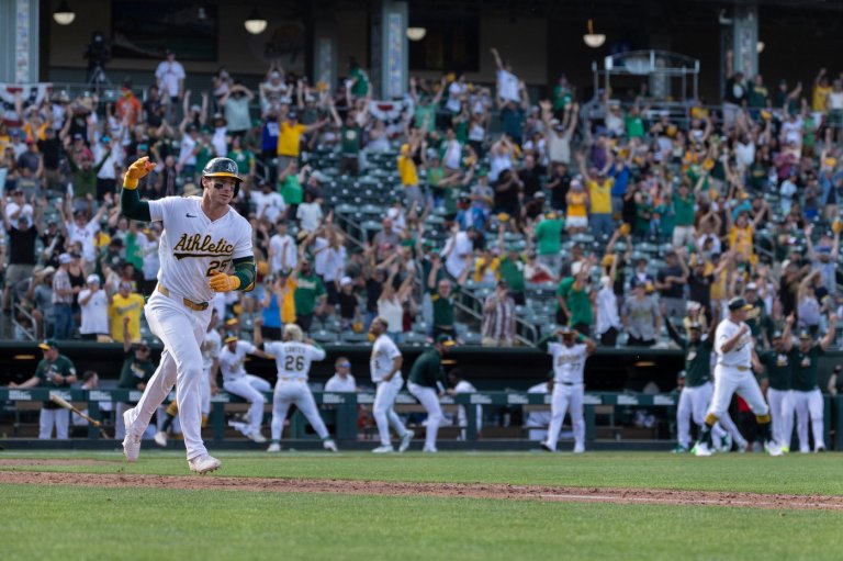 Brent Rooker caps huge game with walk-off homer in 10th to give A's a 12-10 win over Astros | iNFOnews.ca