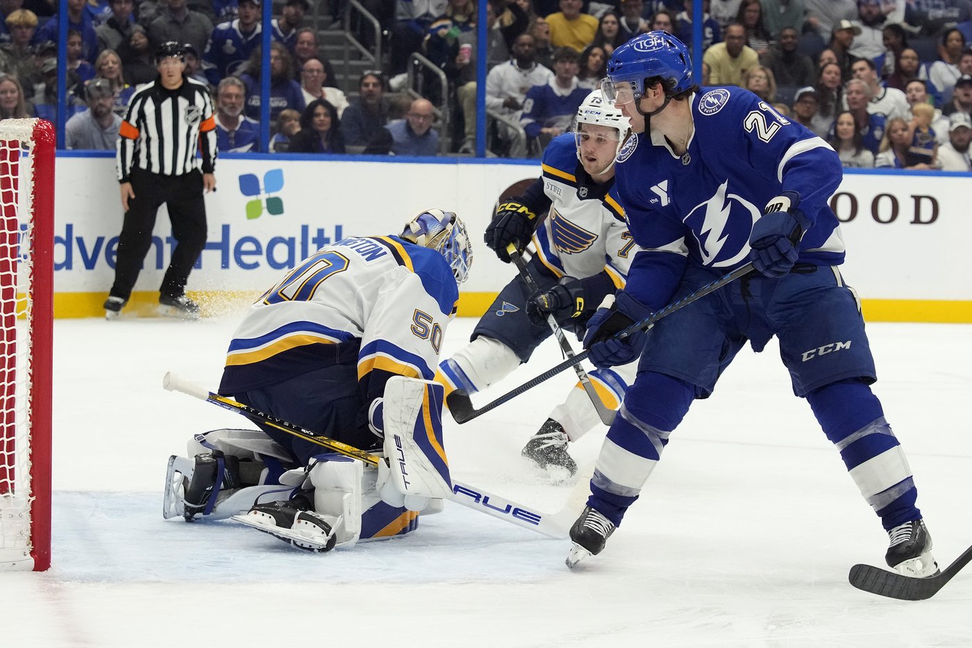 Kucherov has 2 assists as Lightning beat Blues 3-1 | iNFOnews.ca