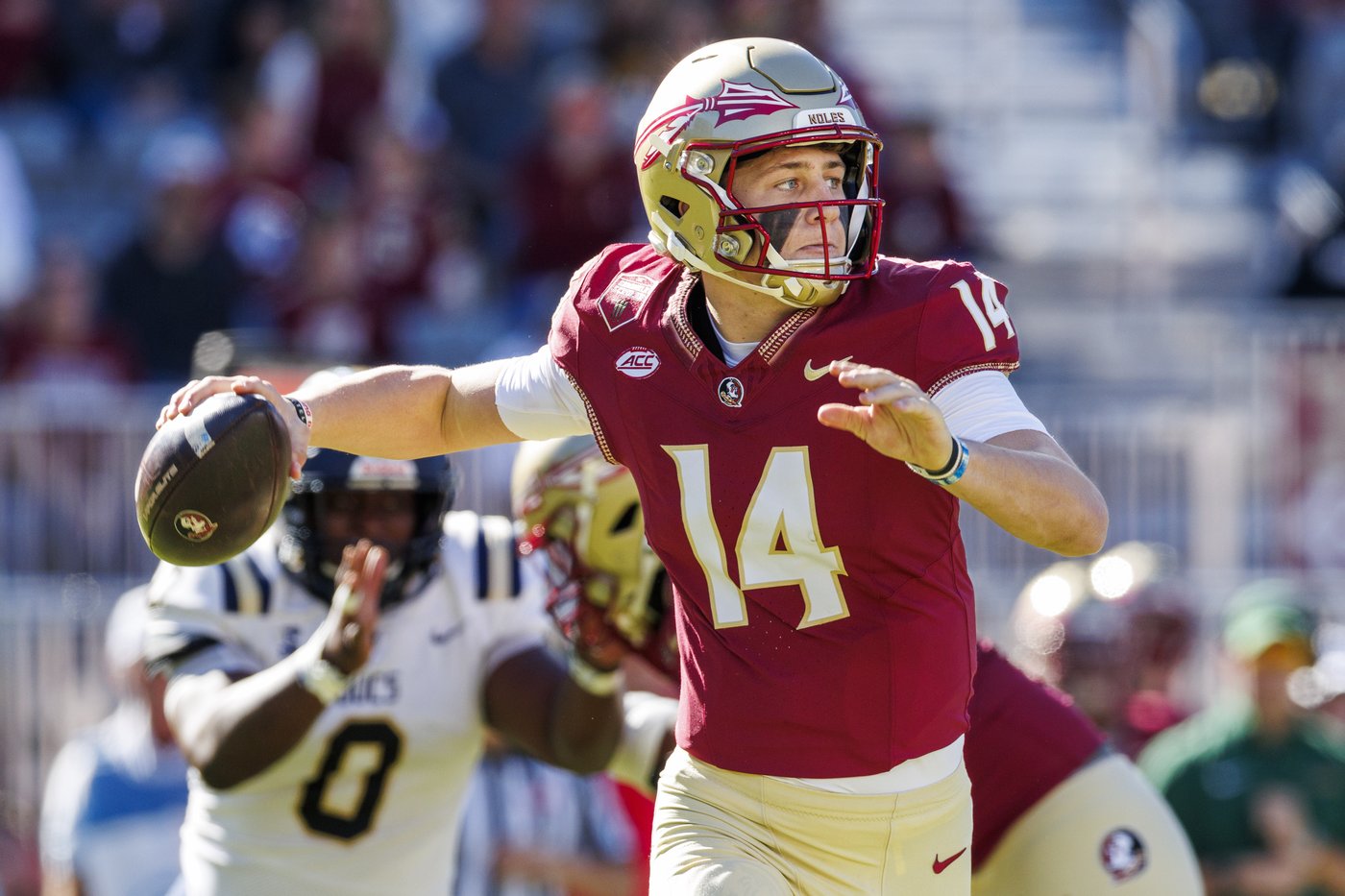 Luke Kromenhoek throws 3 TD passes as Florida St. ends six-game skid vs. Charleston Southern | iNFOnews.ca
