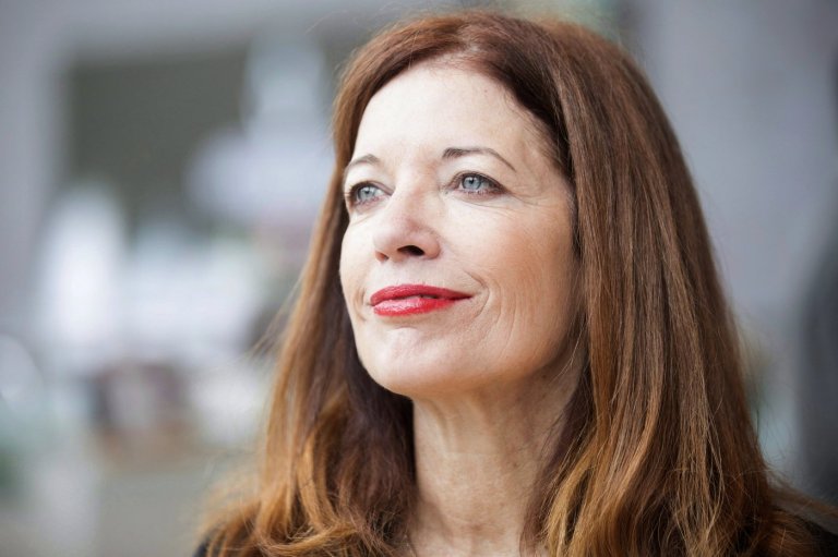 World champion curler, veteran broadcaster Colleen Jones dies at 65 | iNFOnews.ca