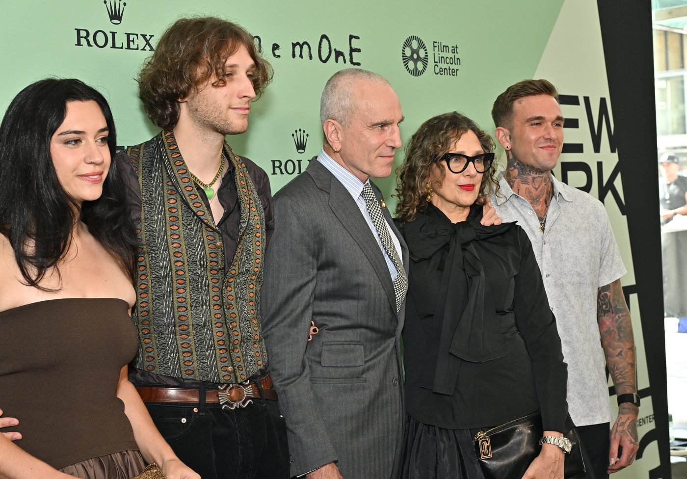 Daniel Day-Lewis, pulled out of retirement by his son, finds his acting fire still burns | iNFOnews.ca
