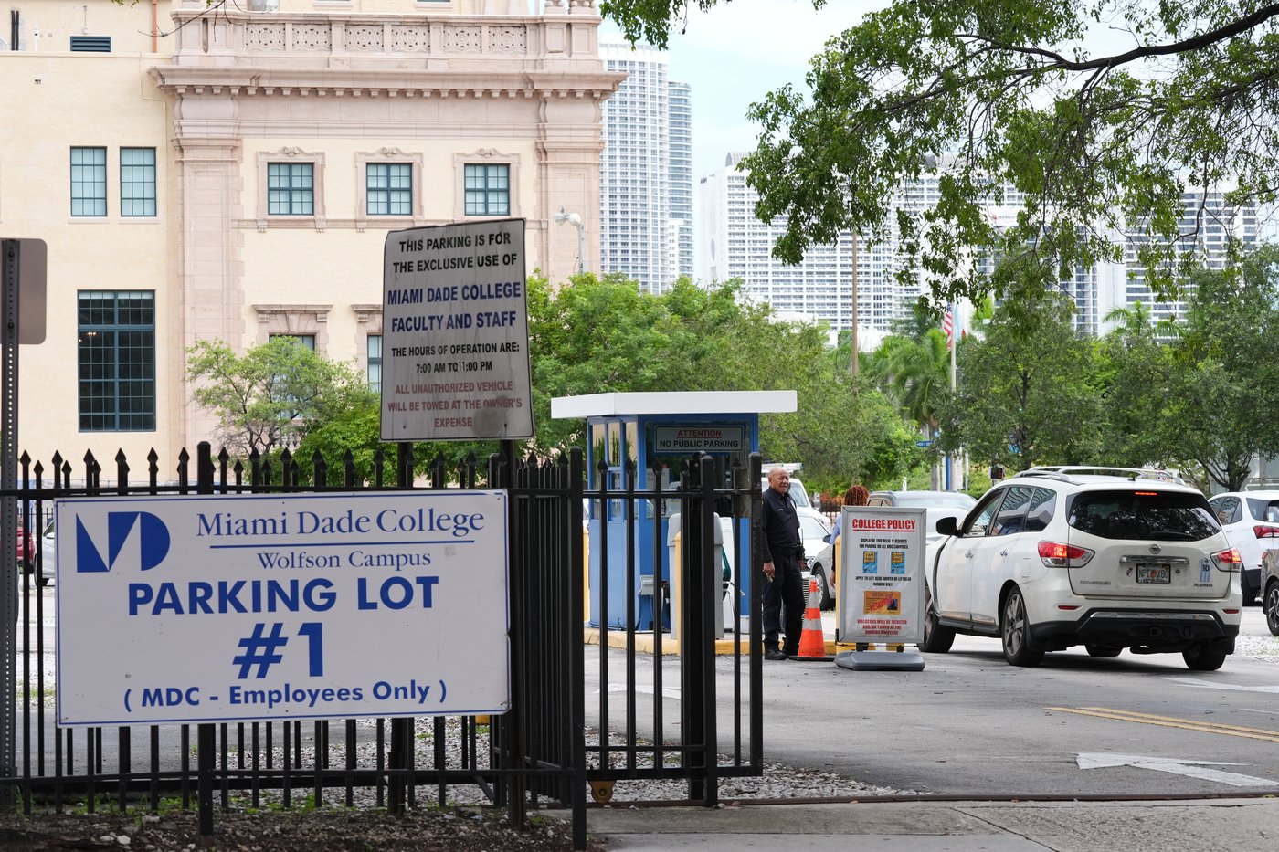 Florida officials gift prime Miami real estate for Trump's presidential library | iNFOnews.ca