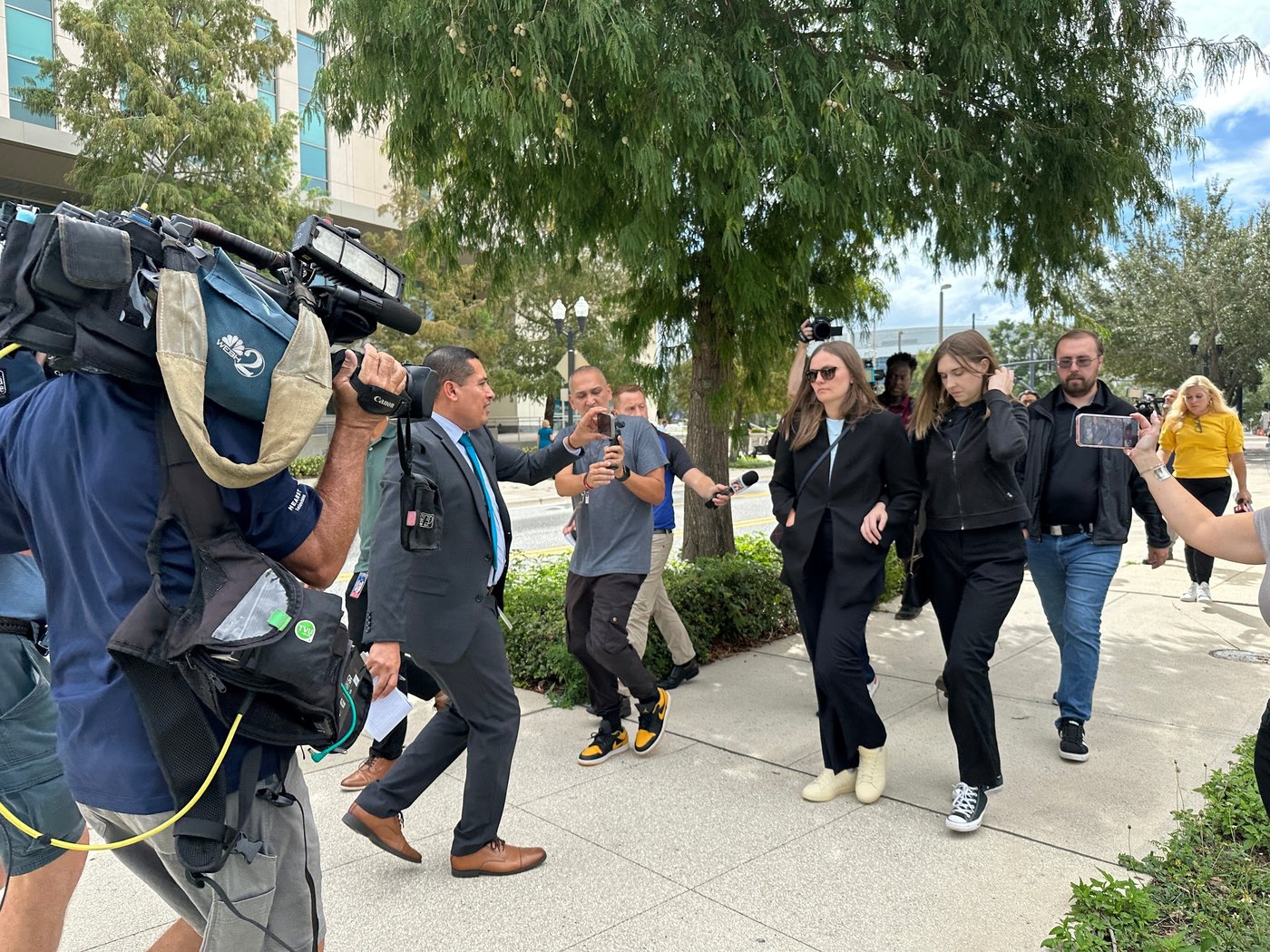 Judge orders suspect in deadly LA wildfire to remain jailed, citing mental health concerns | iNFOnews.ca
