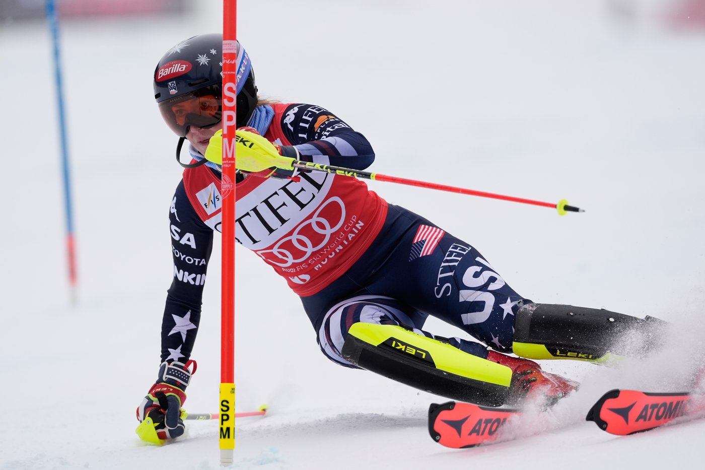 Shiffrin wins slalom on home Colorado snow to remain perfect in the Olympic season | iNFOnews.ca Shiffrin wins slalom on home Colorado snow to remain perfect in the Olympic season | iNFOnews.ca