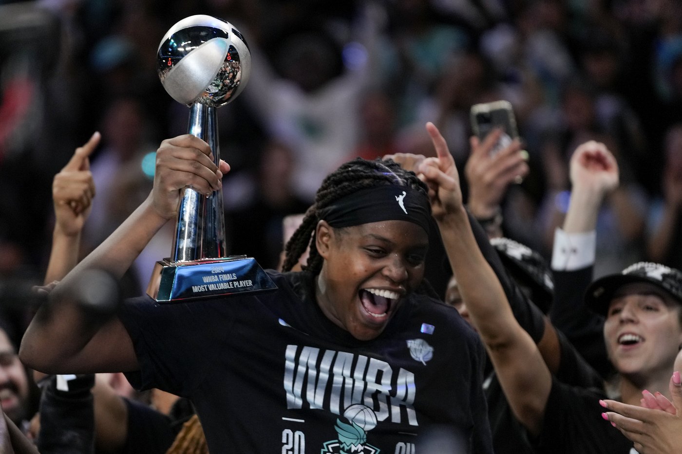 Jonquel Jones delivers WNBA Finals MVP performance to bail out Ice-cold Ionescu and Stewart | iNFOnews.ca