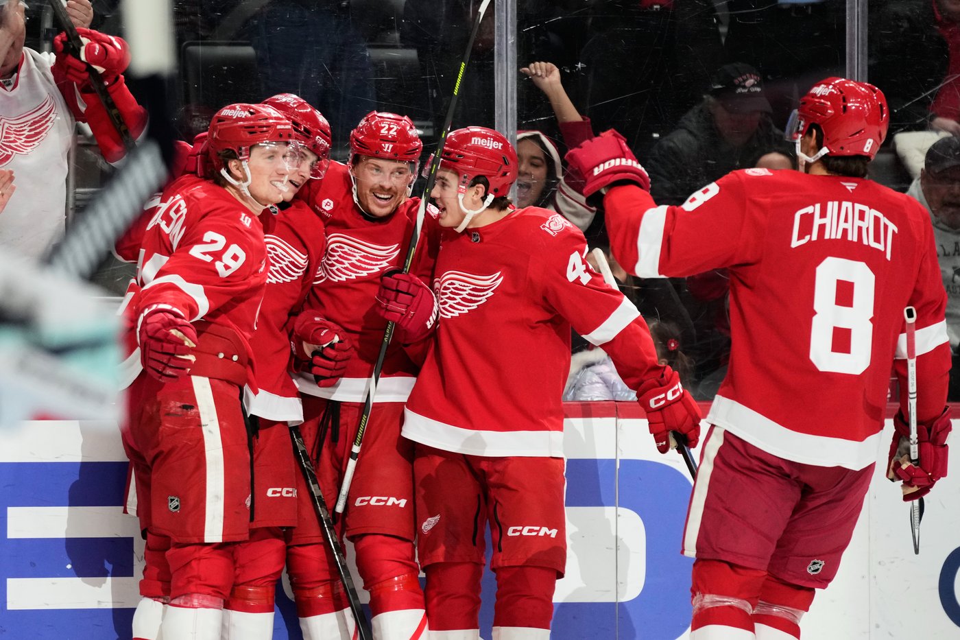 Red Wings rookie Nate Danielson has goal and assist for first NHL points in 4-2 win over Kraken | iNFOnews.ca