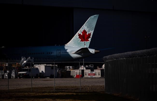 Claims company say 'contact airline first' clause deprives passengers of compensation | iNFOnews.ca Claims company say 'contact airline first' clause deprives passengers of compensation | iNFOnews.ca