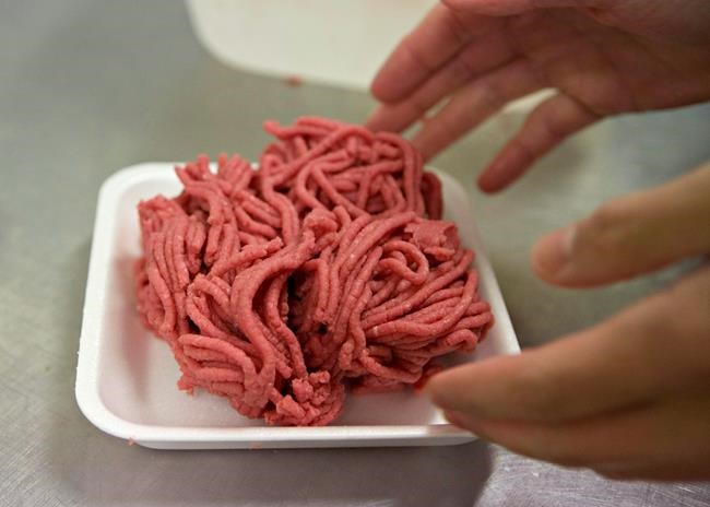 Provigo ground beef sold in Gatineau recalled over E. coli concerns: CFIA | iNFOnews.ca CP1846141562