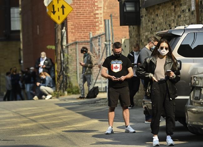 Second wave killing fewer Canadians but is no reason to let down guard, doctors warn | iNFOnews.ca Second wave killing fewer Canadians but is no reason to let down guard, doctors warn | iNFOnews.ca