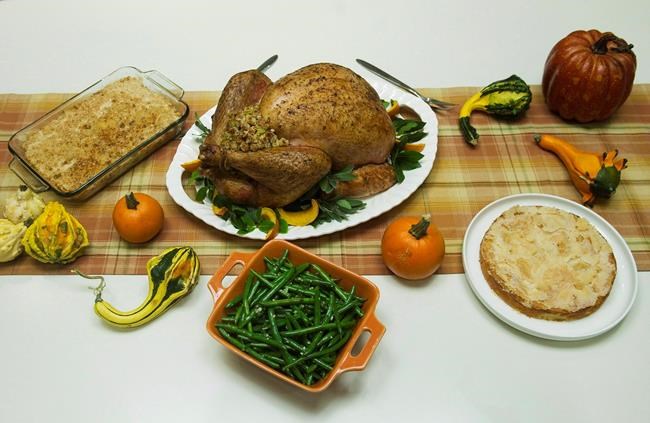 Can virtual Thanksgiving dinners be meaningful? Experts say we can adapt traditions | iNFOnews.ca