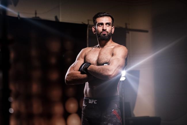 Canadian middleweight K.B. Bhullar KO'd in first round in UFC debut on Fight Island | iNFOnews.ca Canadian middleweight K.B. Bhullar KO'd in first round in UFC debut on Fight Island | iNFOnews.ca