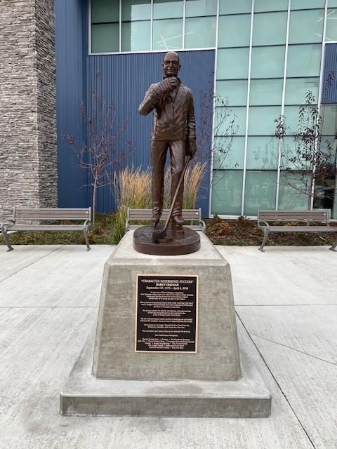 Alberta town unveils statue of coach who died in Humboldt Broncos bus crash | iNFOnews.ca Alberta town unveils statue of coach who died in Humboldt Broncos bus crash | iNFOnews.ca