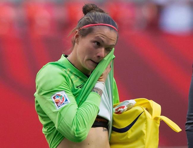 Canadian 'keeper Erin McLeod happy in Iceland, looks to help others stay positive | iNFOnews.ca