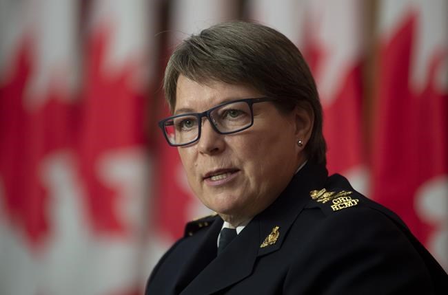 RCMP officers to begin wearing body-worn cameras in Nunavut later this year | iNFOnews.ca
