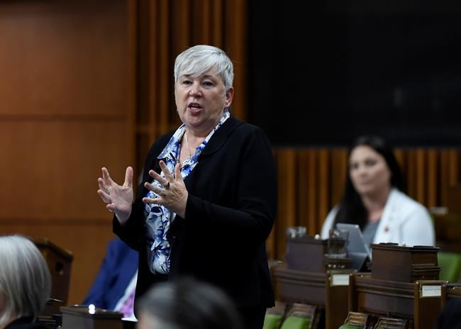 Ottawa appoints N.S. university president to help resolve Indigenous lobster dispute | iNFOnews.ca Ottawa appoints N.S. university president to help resolve Indigenous lobster dispute | iNFOnews.ca
