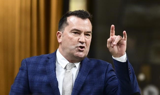 Bloc Quebecois MP Alain Therrien in isolation after positive COVID-19 test | iNFOnews.ca