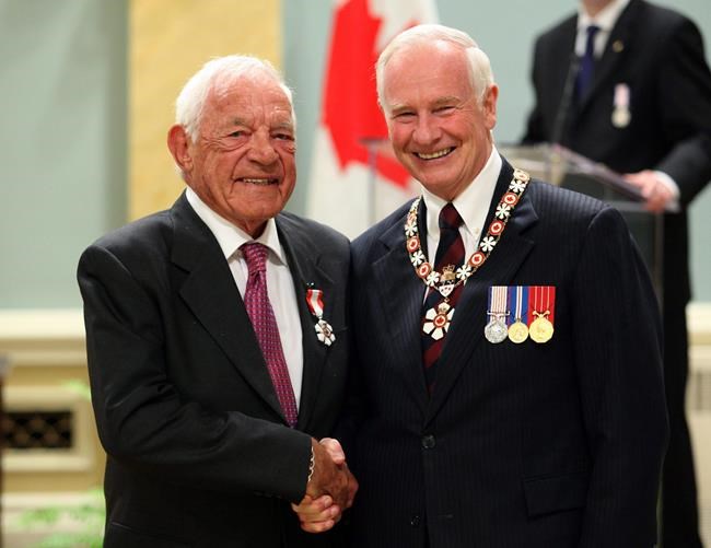 Howie Meeker, who went from Stanley Cup-winner to colourful analyst, dies at age 97 | iNFOnews.ca CP901589496