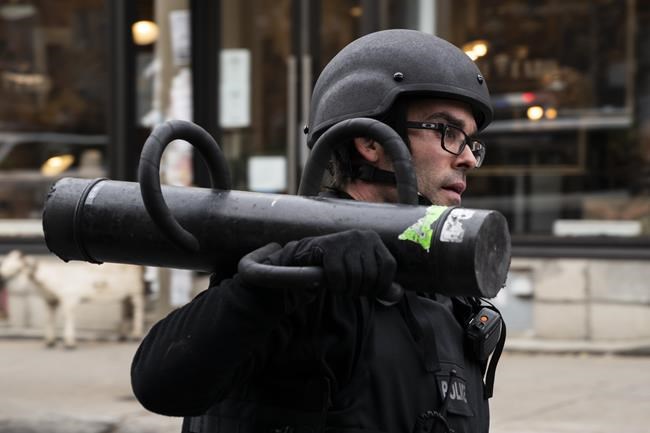 Montreal police say 'no threat' identified in hostage-taking call, operation over | iNFOnews.ca
