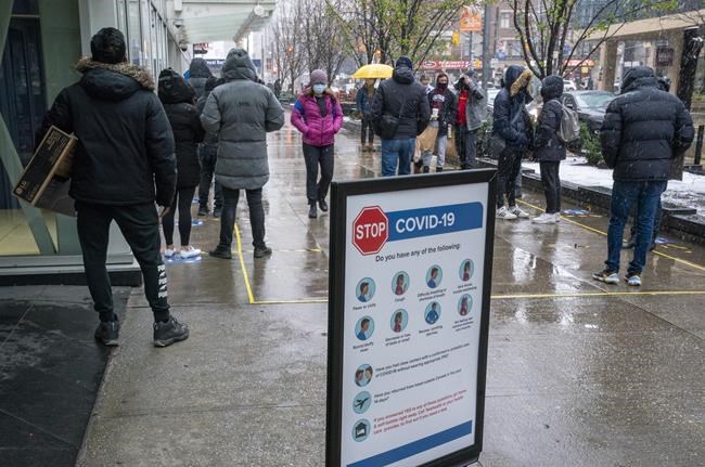 New COVID-19 restrictions coming into effect as case numbers soar across Canada | iNFOnews.ca CP97515407