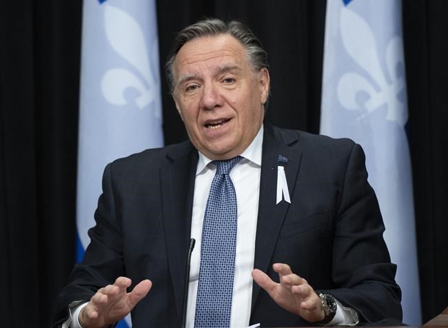 Quebec booksellers' group apologizes, republishes post outlining premier's top reads | iNFOnews.ca