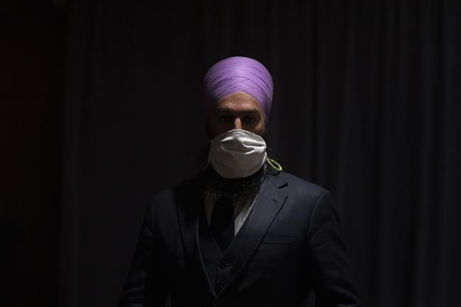 To shave or not to shave: How do beards impact the effectiveness of face masks? | iNFOnews.ca CP446603422