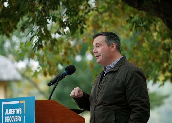 'Stronger action:' Many businesses to close as Alberta tightens COVID restrictions | iNFOnews.ca 'Stronger action:' Many businesses to close as Alberta tightens COVID restrictions | iNFOnews.ca