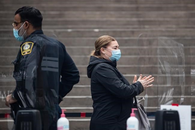 CBSA officer says her lack of notes in Meng case 'weighed' on her | iNFOnews.ca CBSA officer says her lack of notes in Meng case 'weighed' on her | iNFOnews.ca